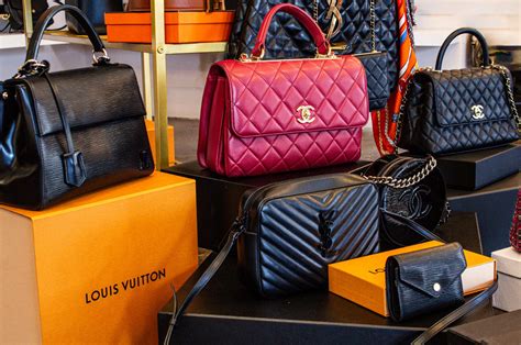 luxury bags resale.